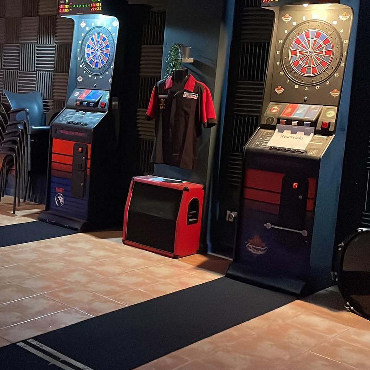 Sportsbar Bull’s eye Cala Millor • Dart • Billard • Soccer — Carrer de Fetget, 9, 07560 Cala Millor, Illes Balears, Spain