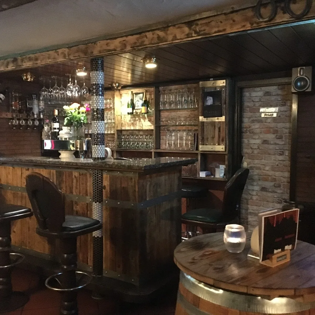 Zum kühlen Grund — Heumadener Str. 9, 70329 Stuttgart, Germany