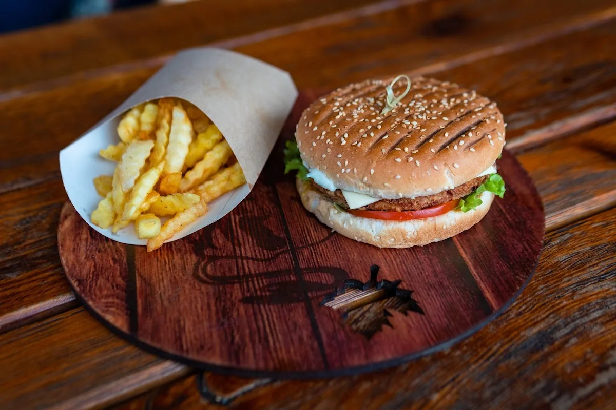 Beer & Burger (Бир эн Бургер) gallery 3