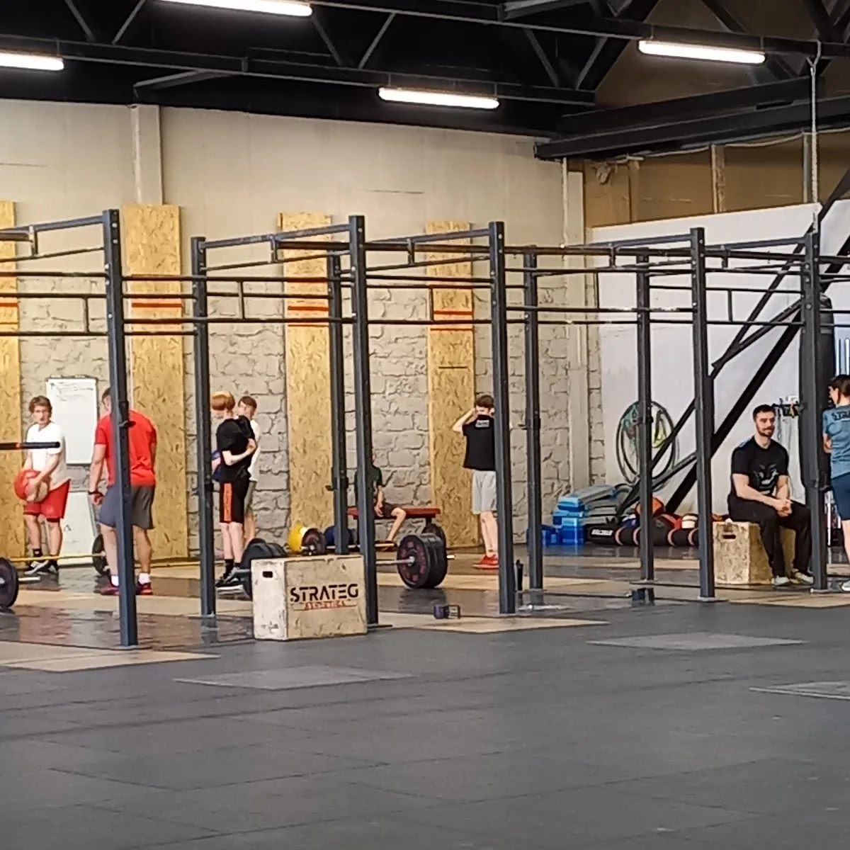 Fitnes I Krossfit Tsentr Strateg Atletiks — Oktyabr'skiy Prospekt, 131/5, Syktyvkar, Komi Republic, Russia, 167000