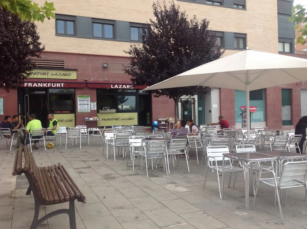 Frankfurt Lázaro gallery 2