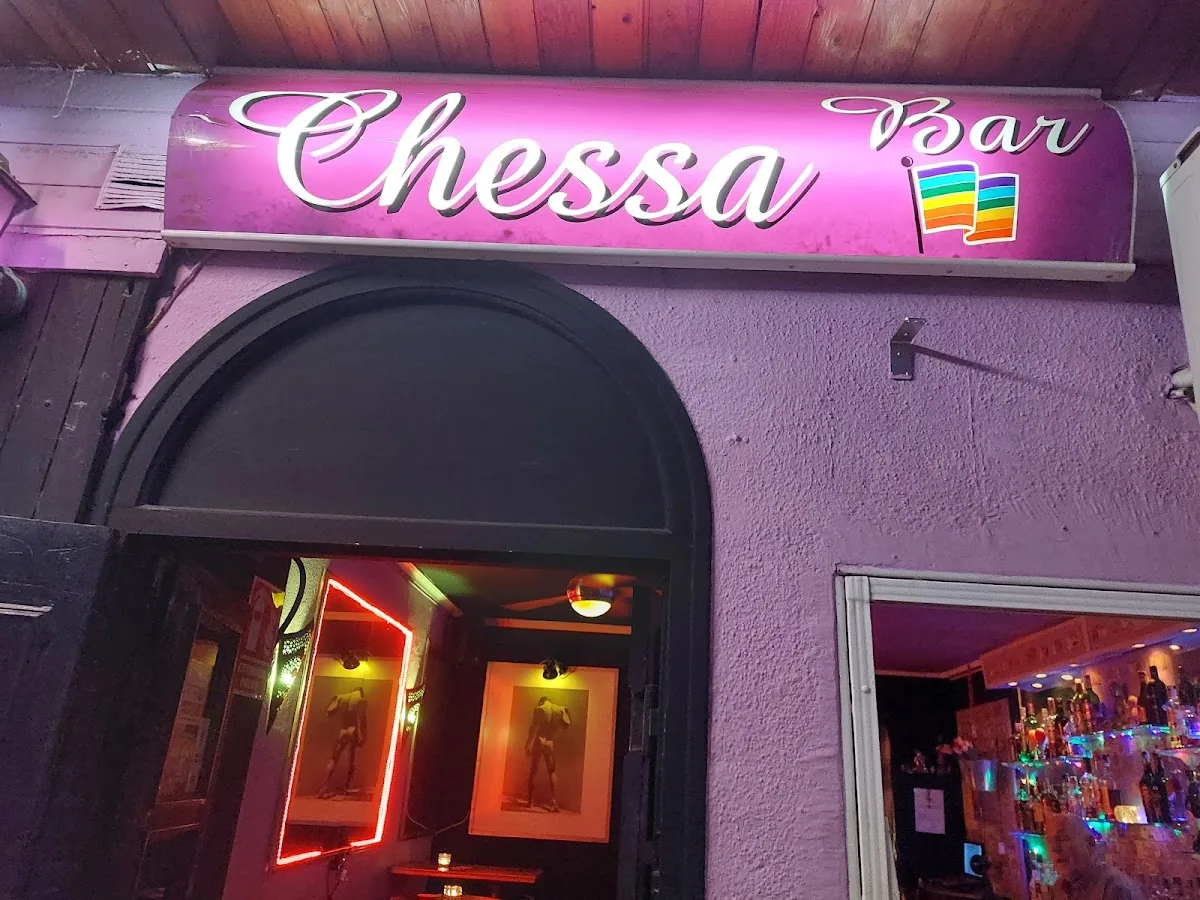 CHEERS FOOD & SPORTS BAR — C. Decano Higueras del Castillo, 69, 29620 Torremolinos, Mu00e1laga, Spain
