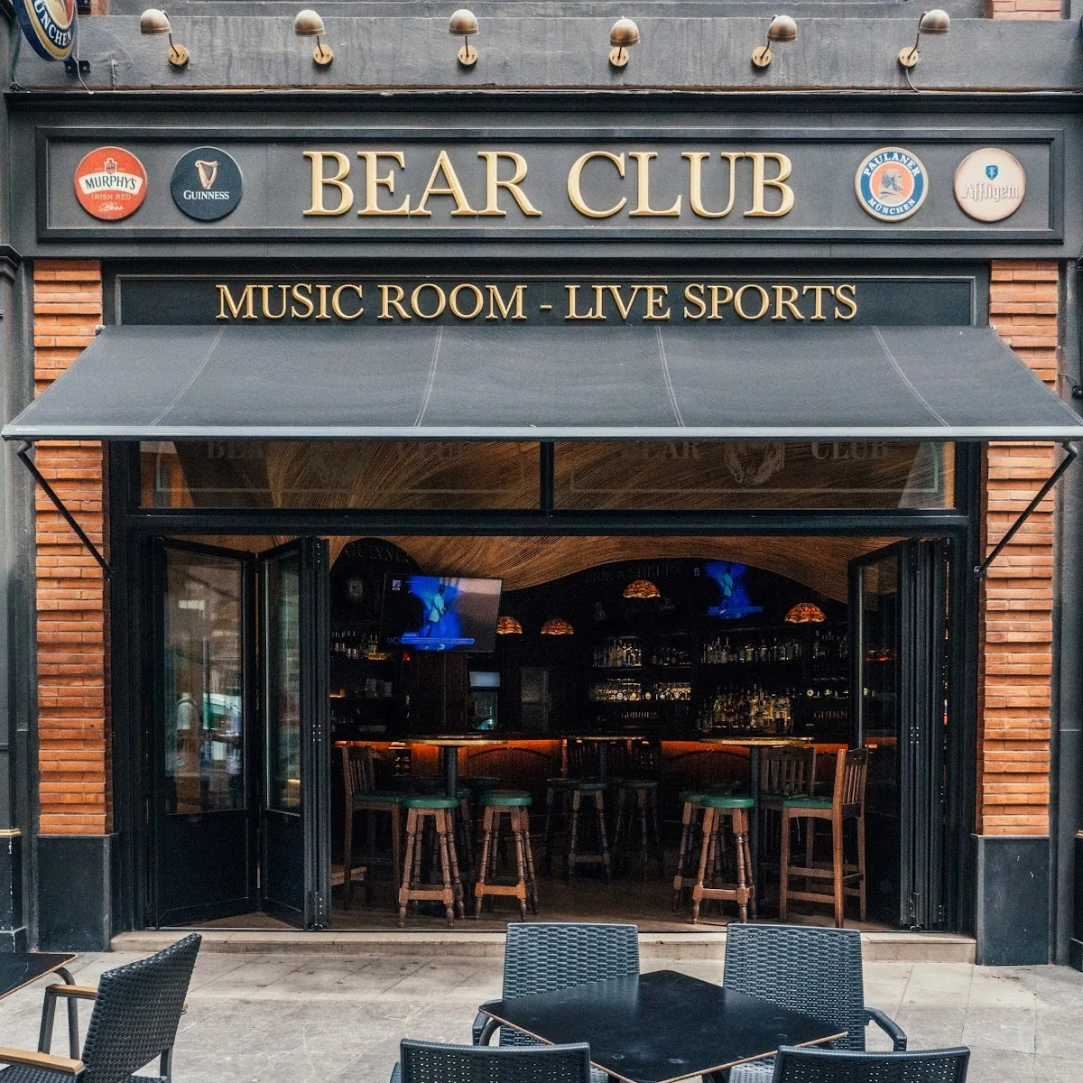 Bear Club – Valencia — Av. de Maru00eda Cristina, 5, Ciutat Vella, 46001 Valu00e8ncia, Valencia, Spain
