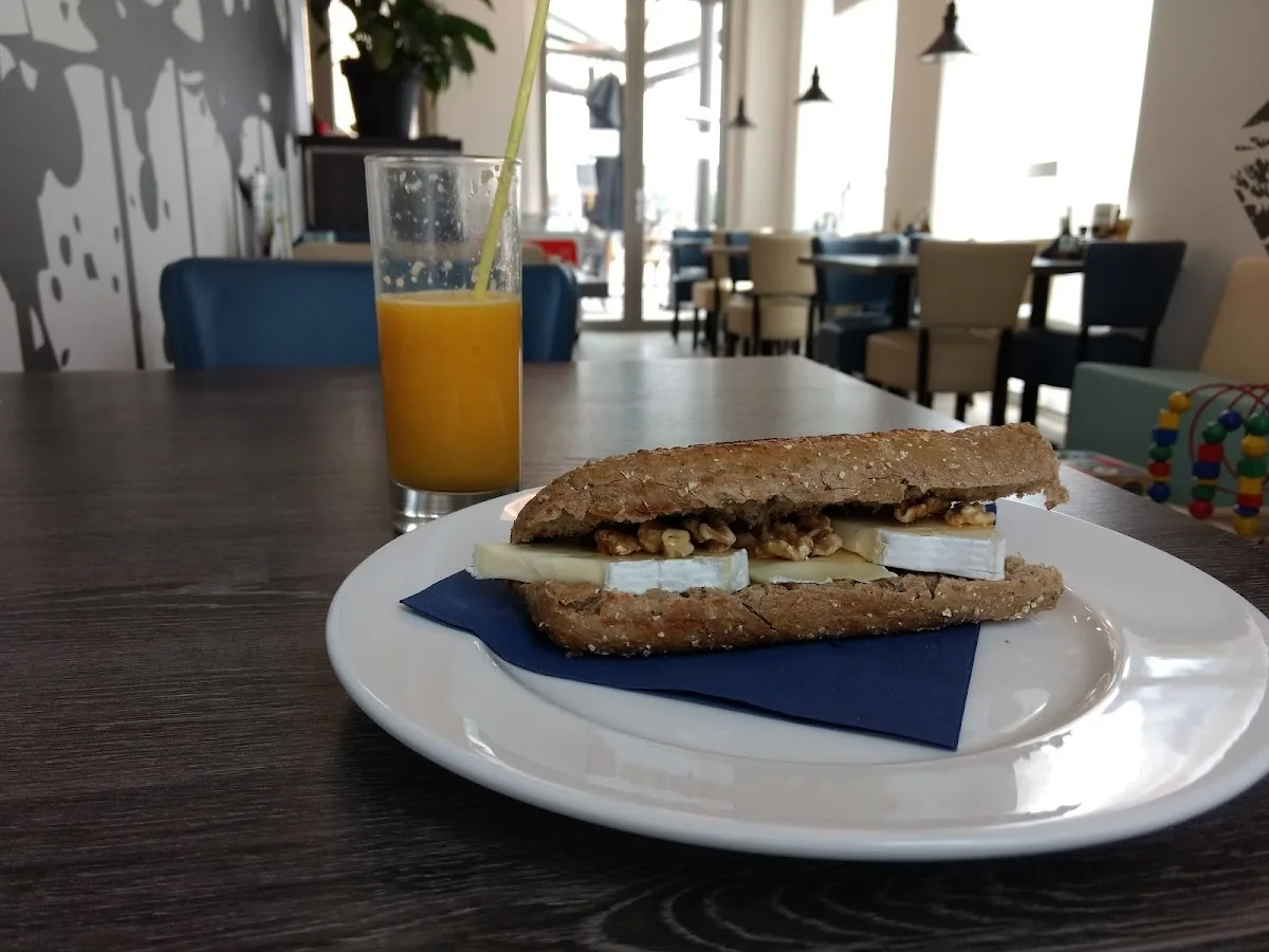 Eet- & Sportcafé De Buurman gallery 2