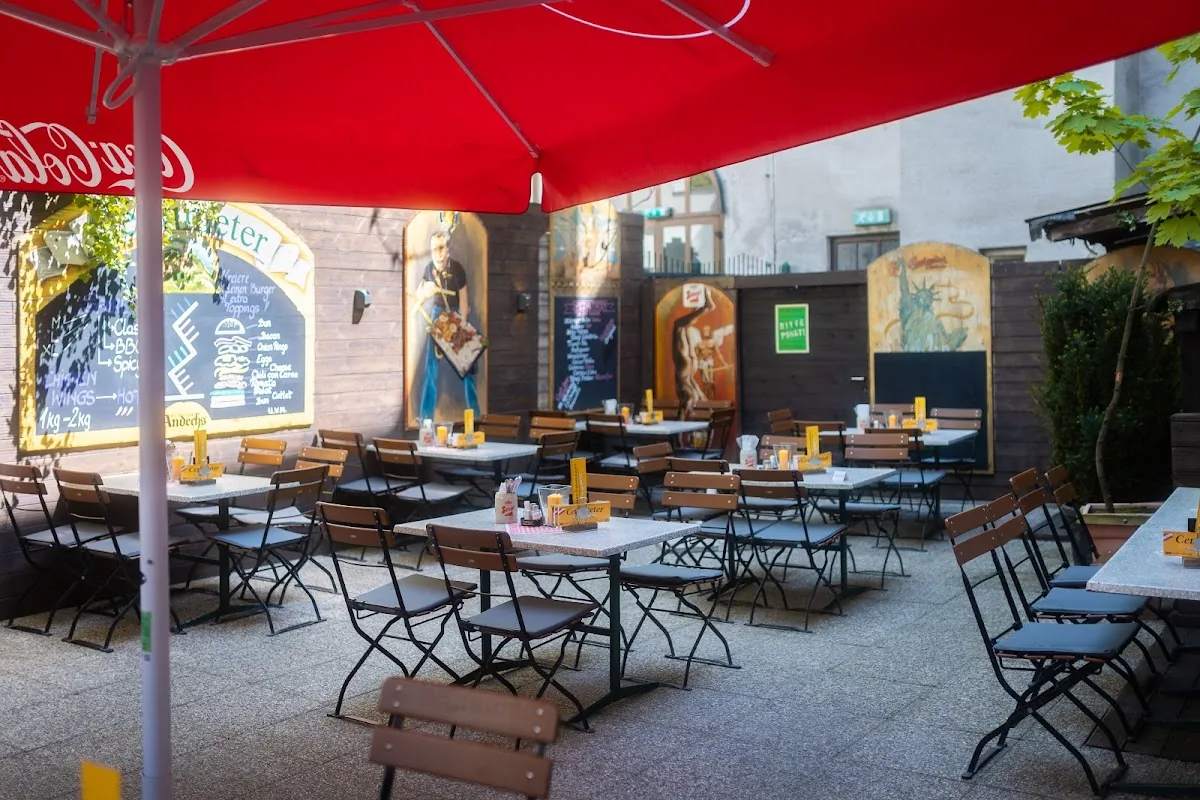 Centimeter VII Restaurant bei den Stadtbahnbögen gallery 2