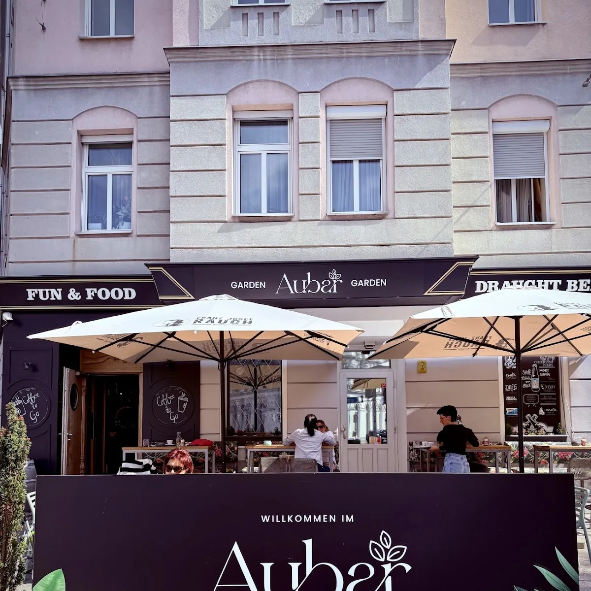 Heaven Pub — Rauscherstrau00dfe 15, 1200 Wien, Austria