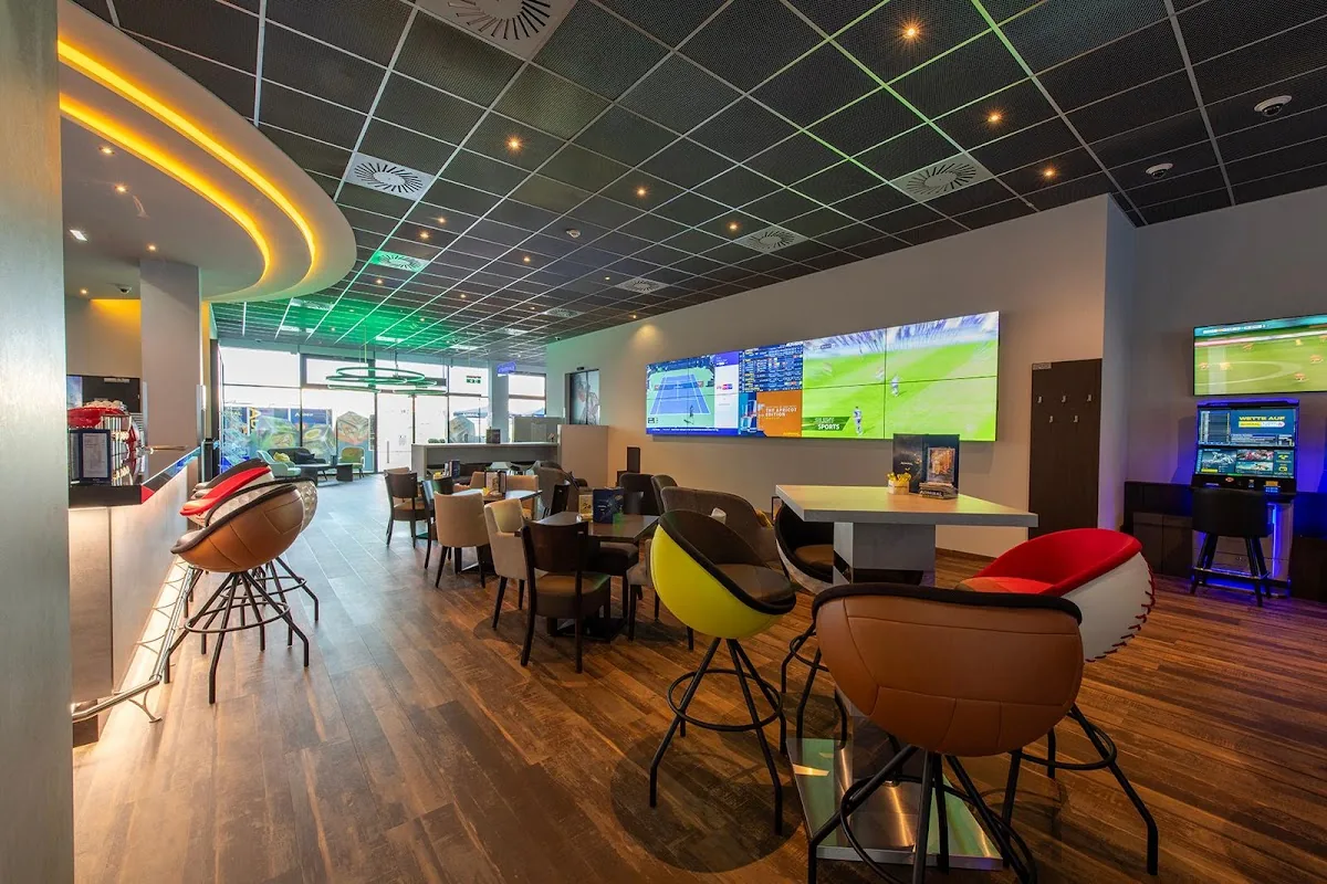 ADMIRAL Sportsbar — IZ Nu00d6-Su00fcd Strau00dfe 1 Novo Park, Top 1, 2351 Wiener Neudorf, Austria