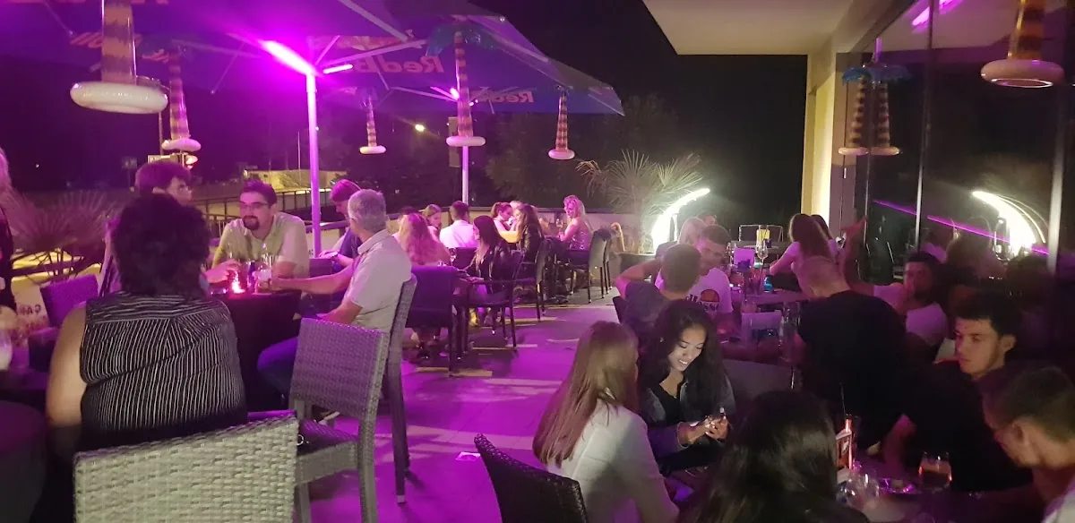 Cafe-Bar Embassy, WTM Gastro GmbH gallery 2