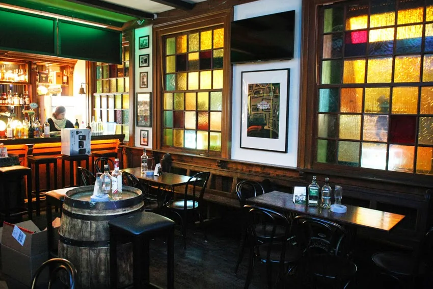Carroll’s Irish Pub gallery 2