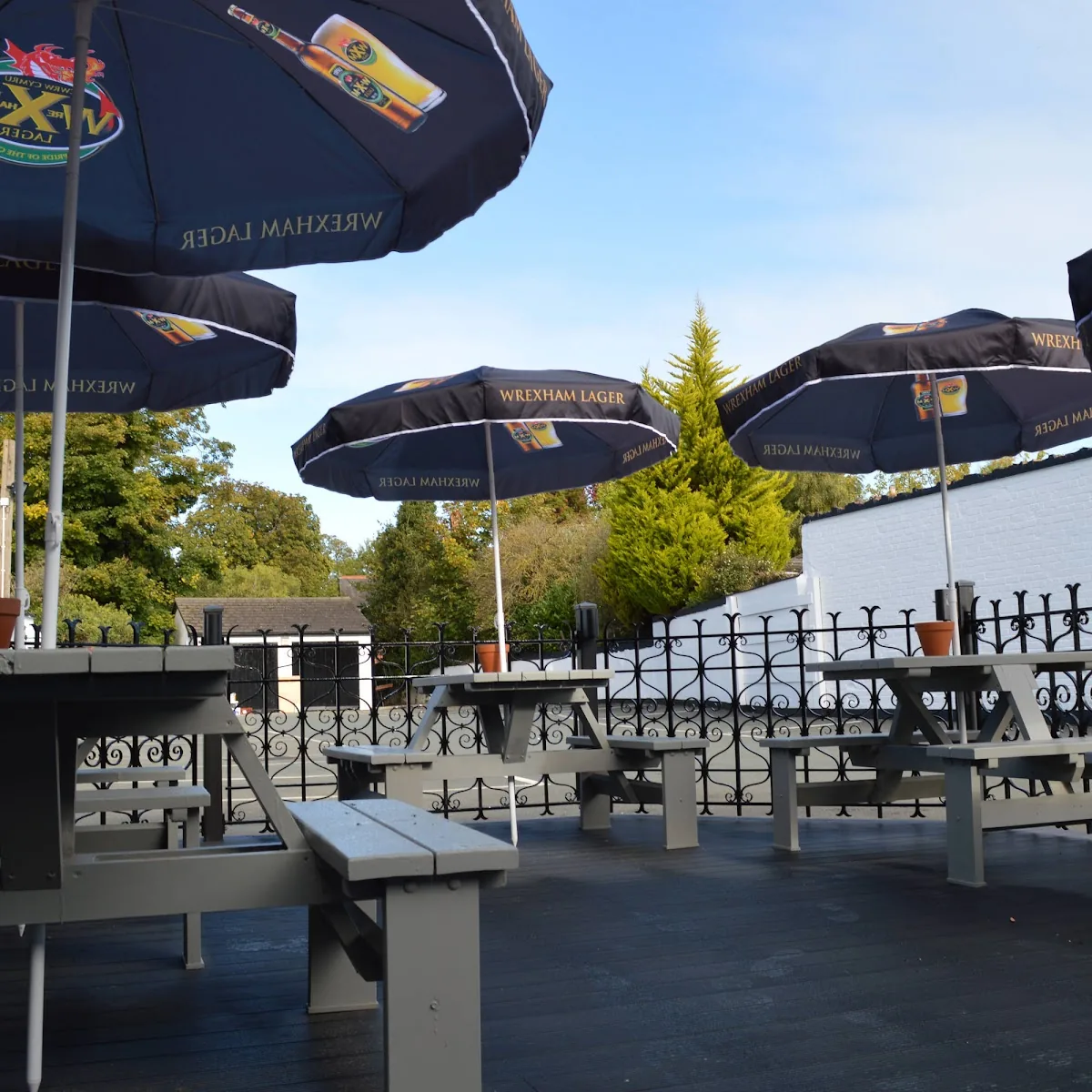 Buck House Hotel — High St, Bangor-on-Dee, Wrexham LL13 0BU, United Kingdom