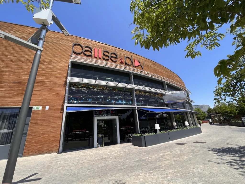 Play&Gaming – Pause&Play gallery 2