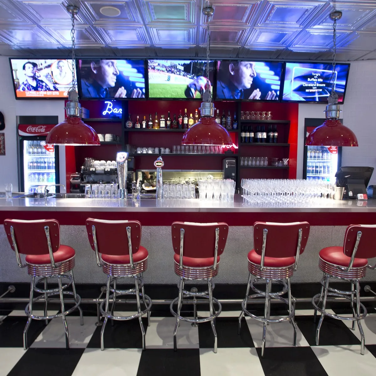 Sportsbar Hotwings — Zegwaartseweg 68, 2723 PB Zoetermeer, Netherlands