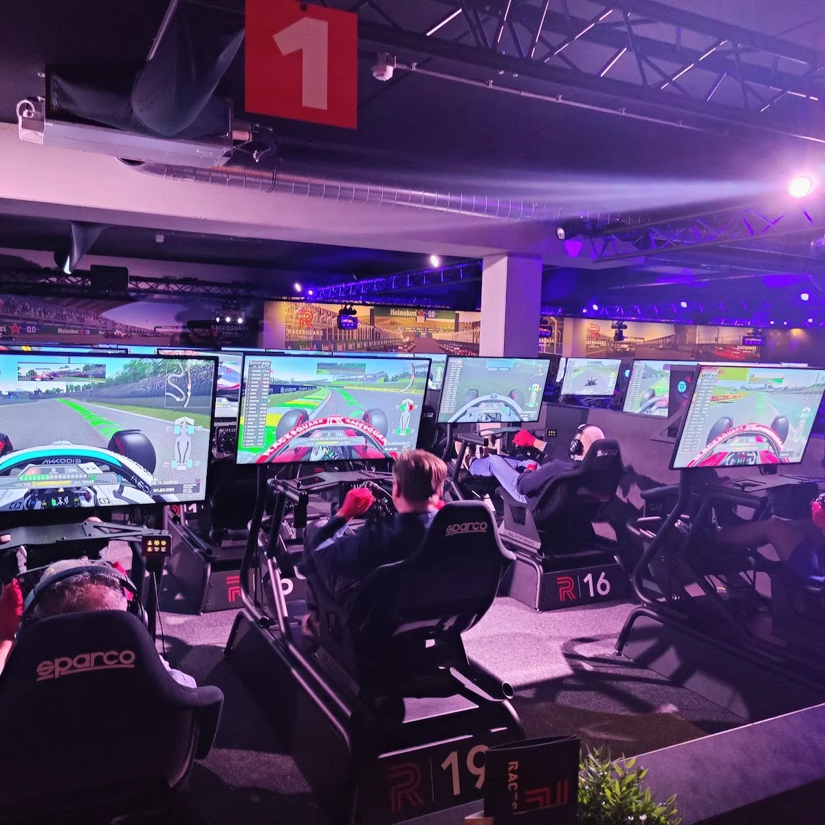 Racesquare Zwolle — Stadionplein 3, 8025 CP Zwolle, Netherlands