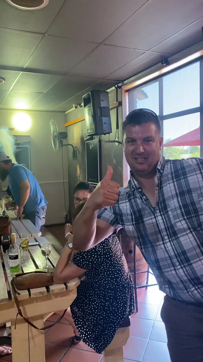 Green Fields Pub gallery 2