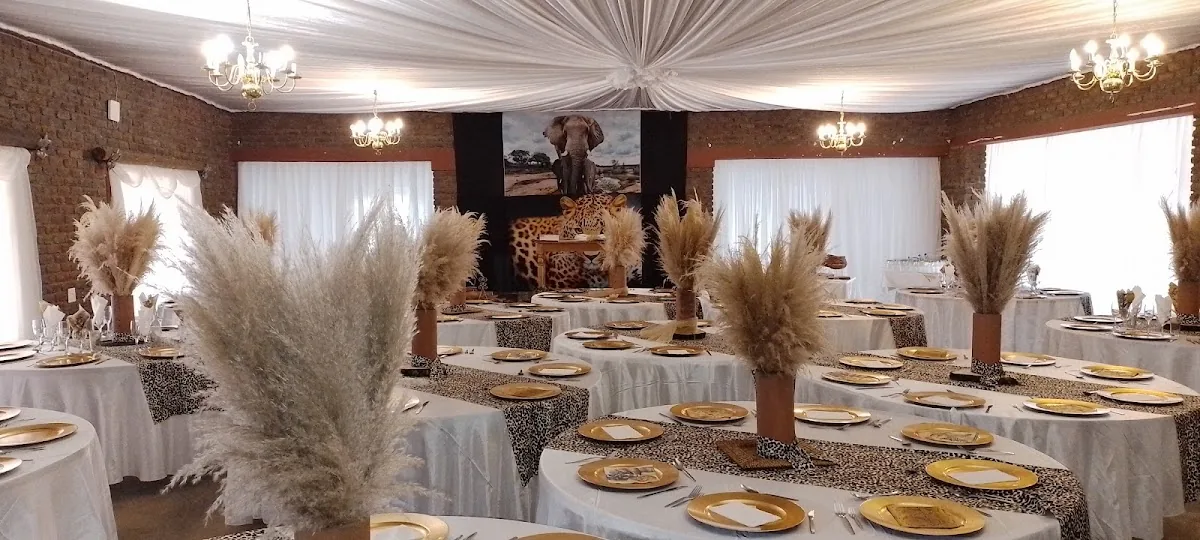 Crocodilian Hotel & Restaurant gallery 2