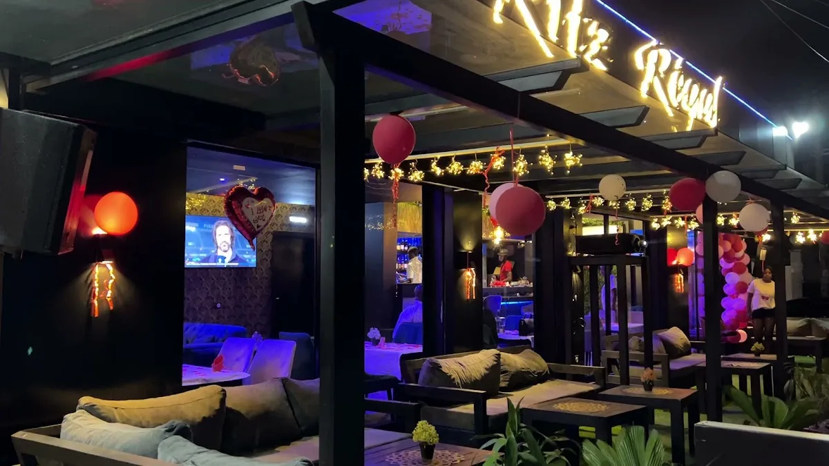 Ritz Regal (Lounge & Restaurant) gallery 2