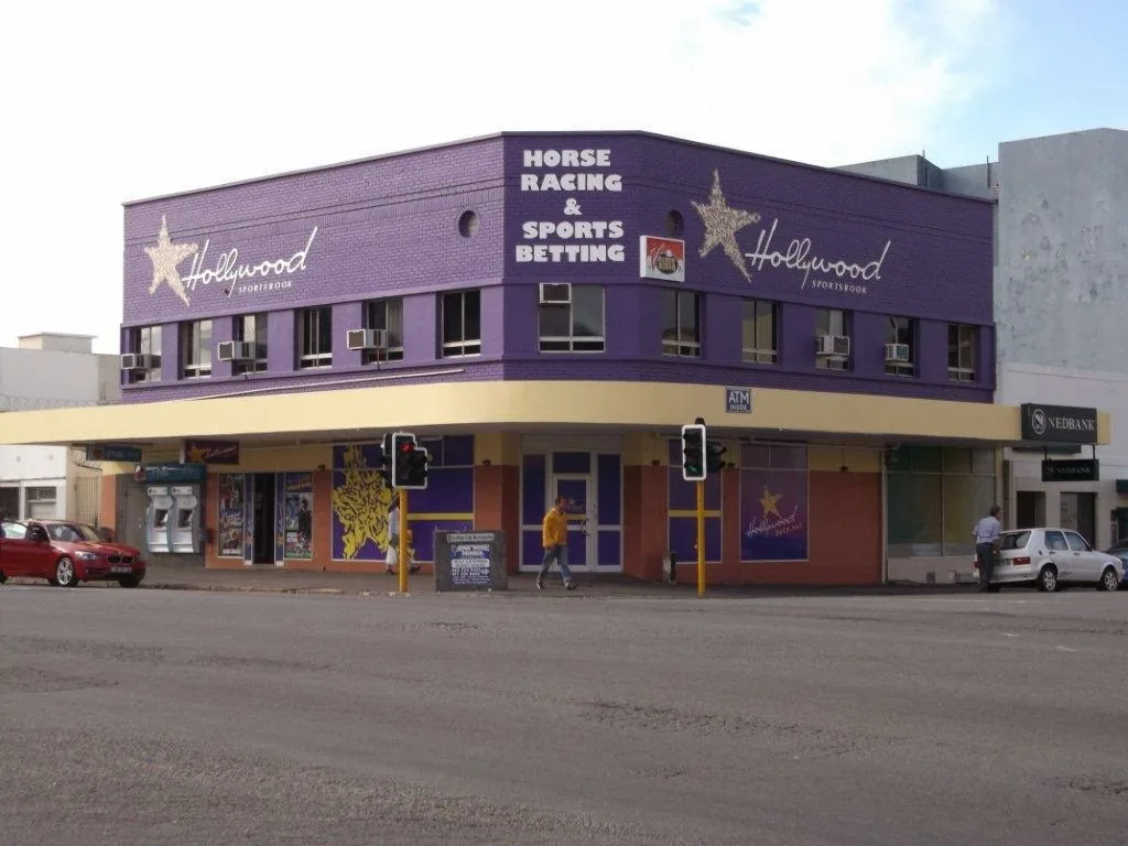 Hollywoodbets – Quigney gallery 2