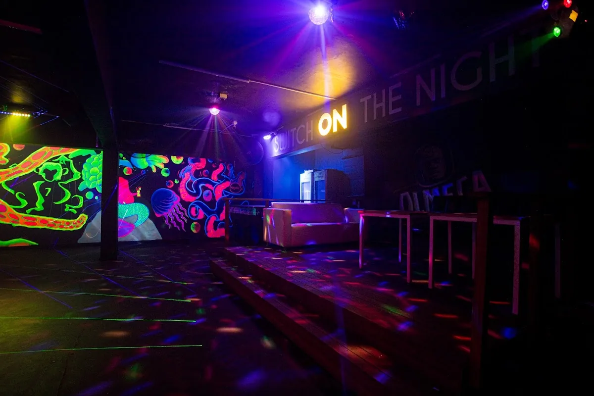 Tequida Sports Bar gallery 3