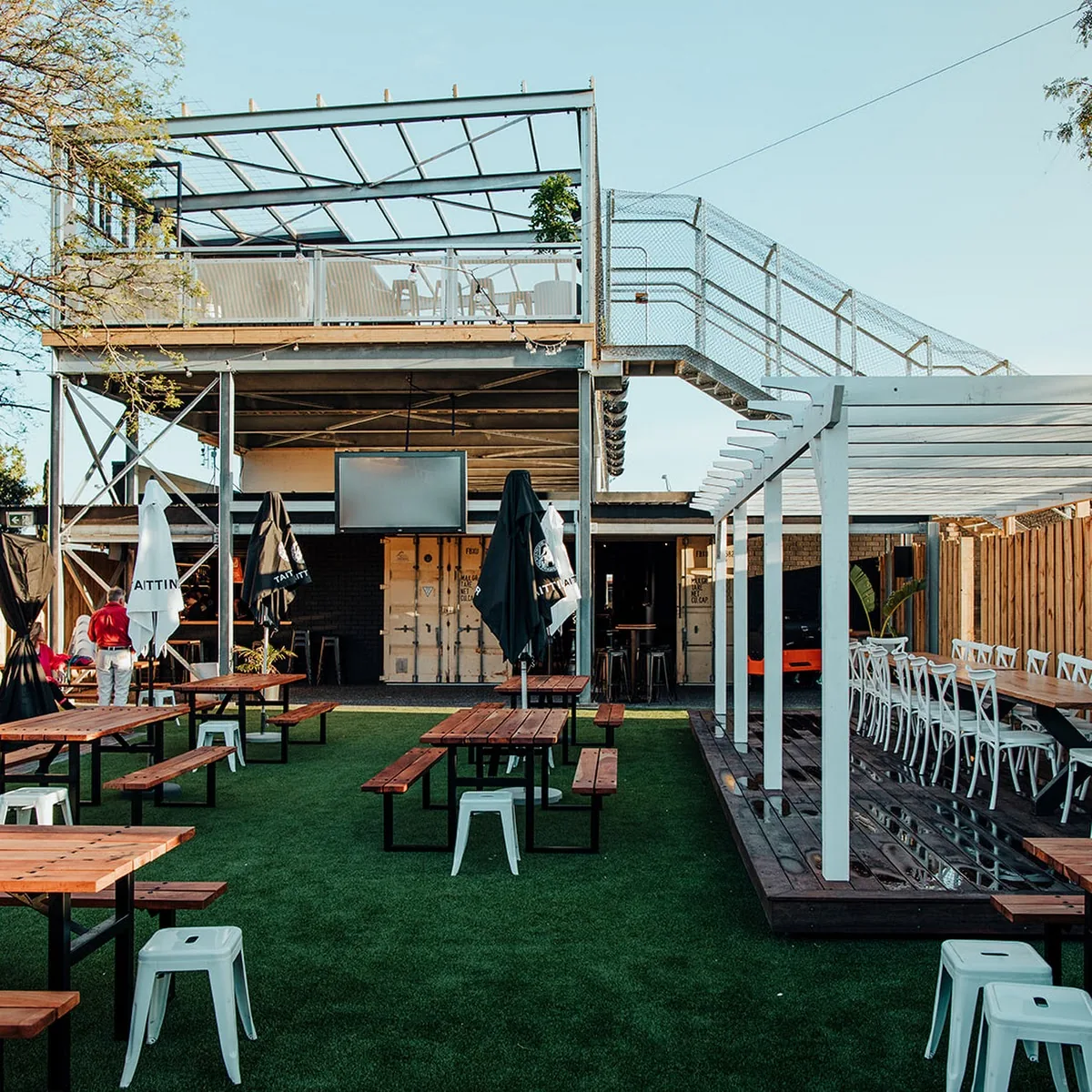 Hally’s Bar — 45 Albert St, Busselton WA 6280, Australia