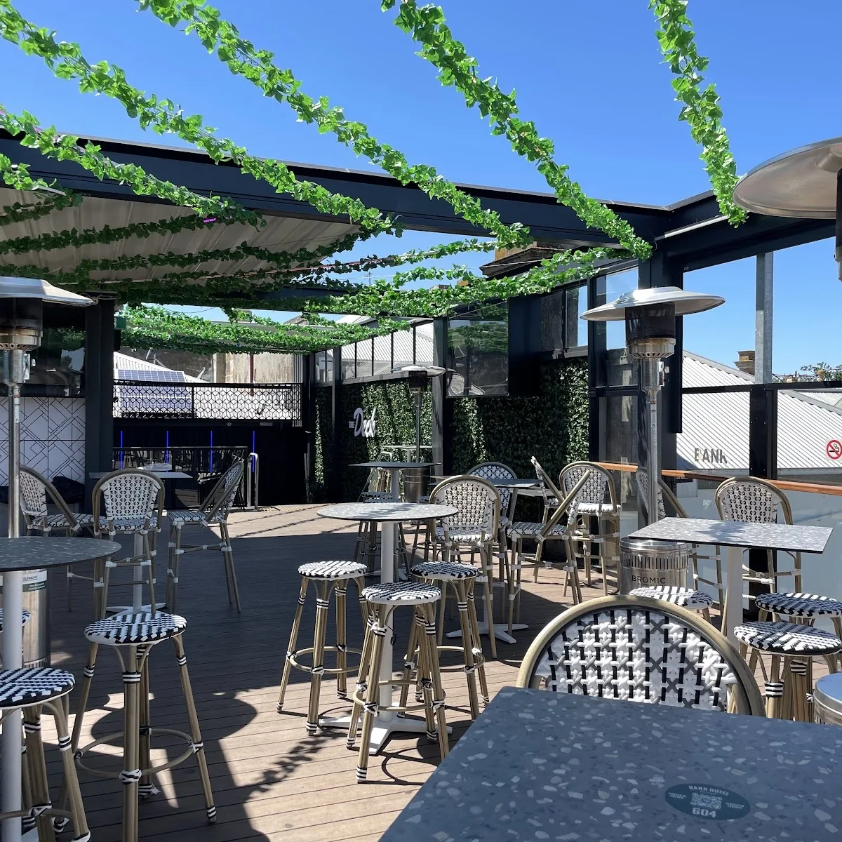 Bank Hotel Warragul — 5/7 Smith St, Warragul VIC 3820, Australia
