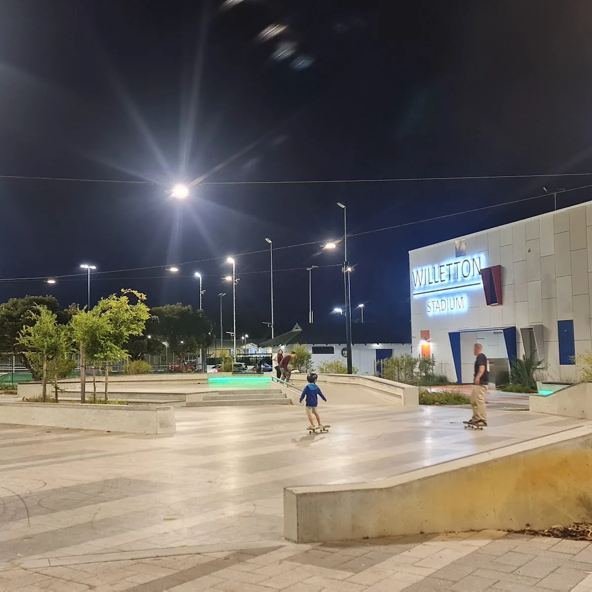 Willetton Sports Club — 58 Burrendah Blvd, Willetton WA 6155, Australia