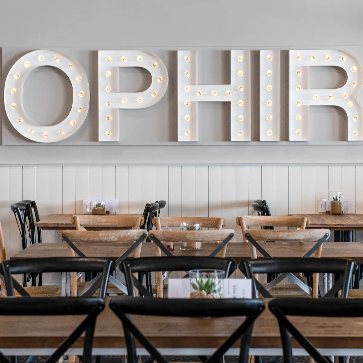 The Ophir Hotel — 84 Glenroi Ave, Orange NSW 2800, Australia