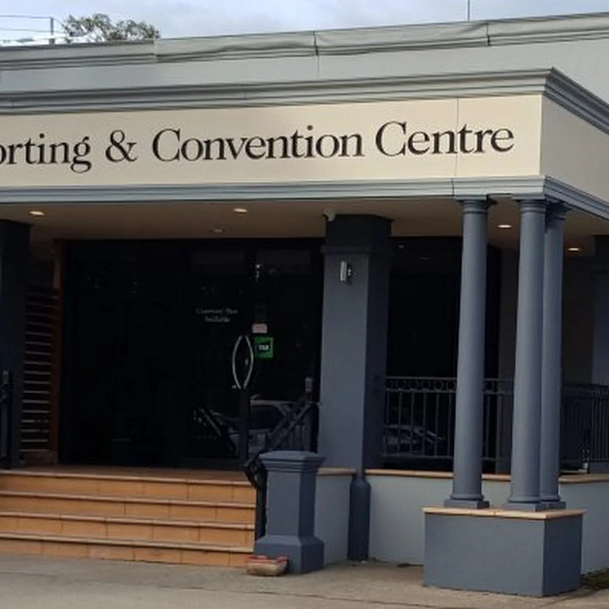 Club Eastwood — 117 Great Alpine Rd, Lucknow VIC 3875, Australia