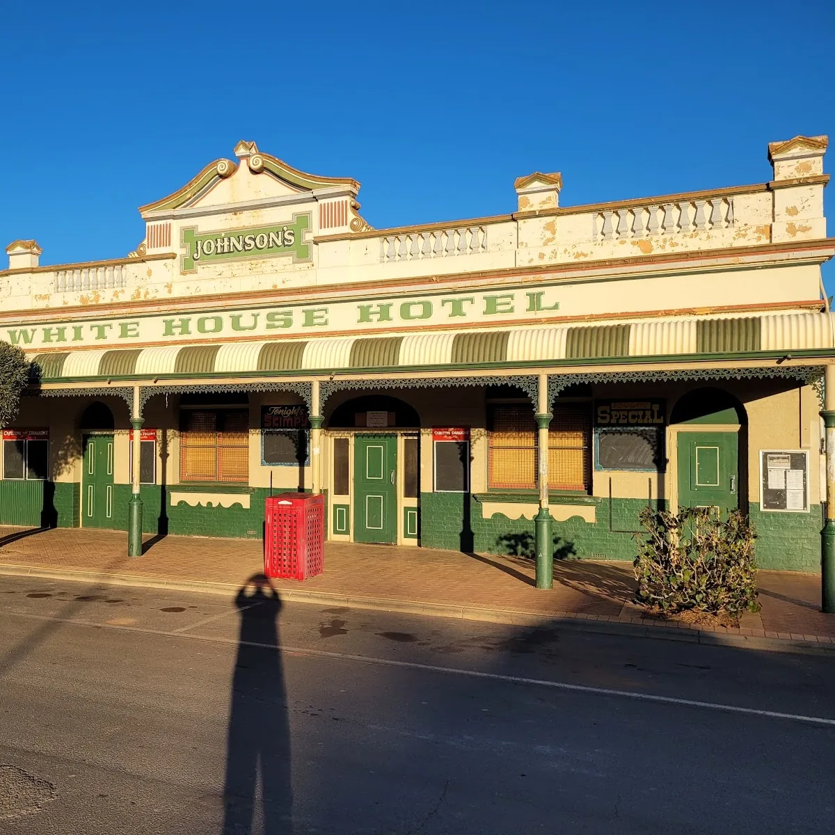White House Hotel — 120 Tower St, Leonora WA 6438, Australia