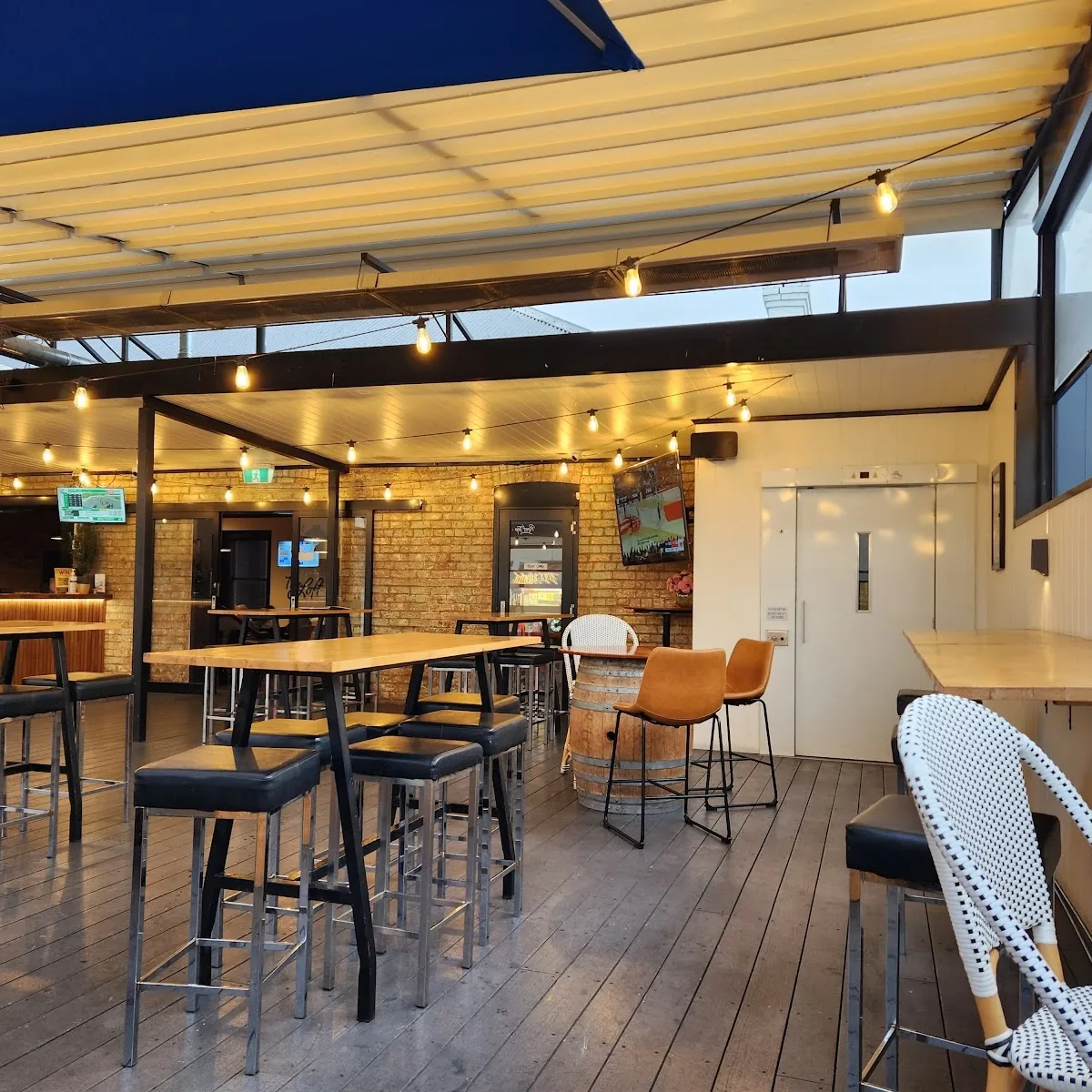 The Plough Inn Launceston — 170 Brisbane St, Launceston TAS 7250, Australia