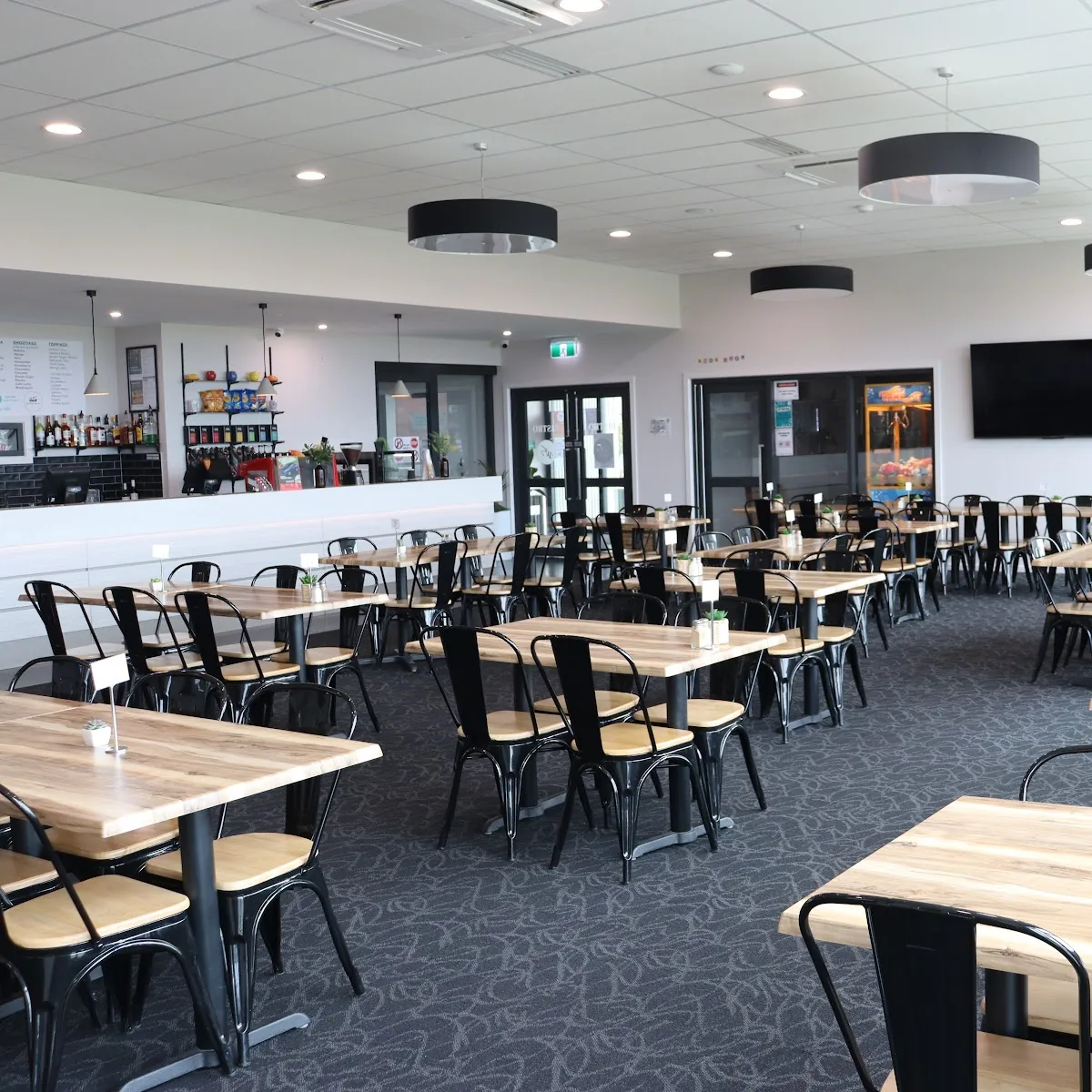West Side Horsham — 1C Bennett Rd, Horsham VIC 3400, Australia