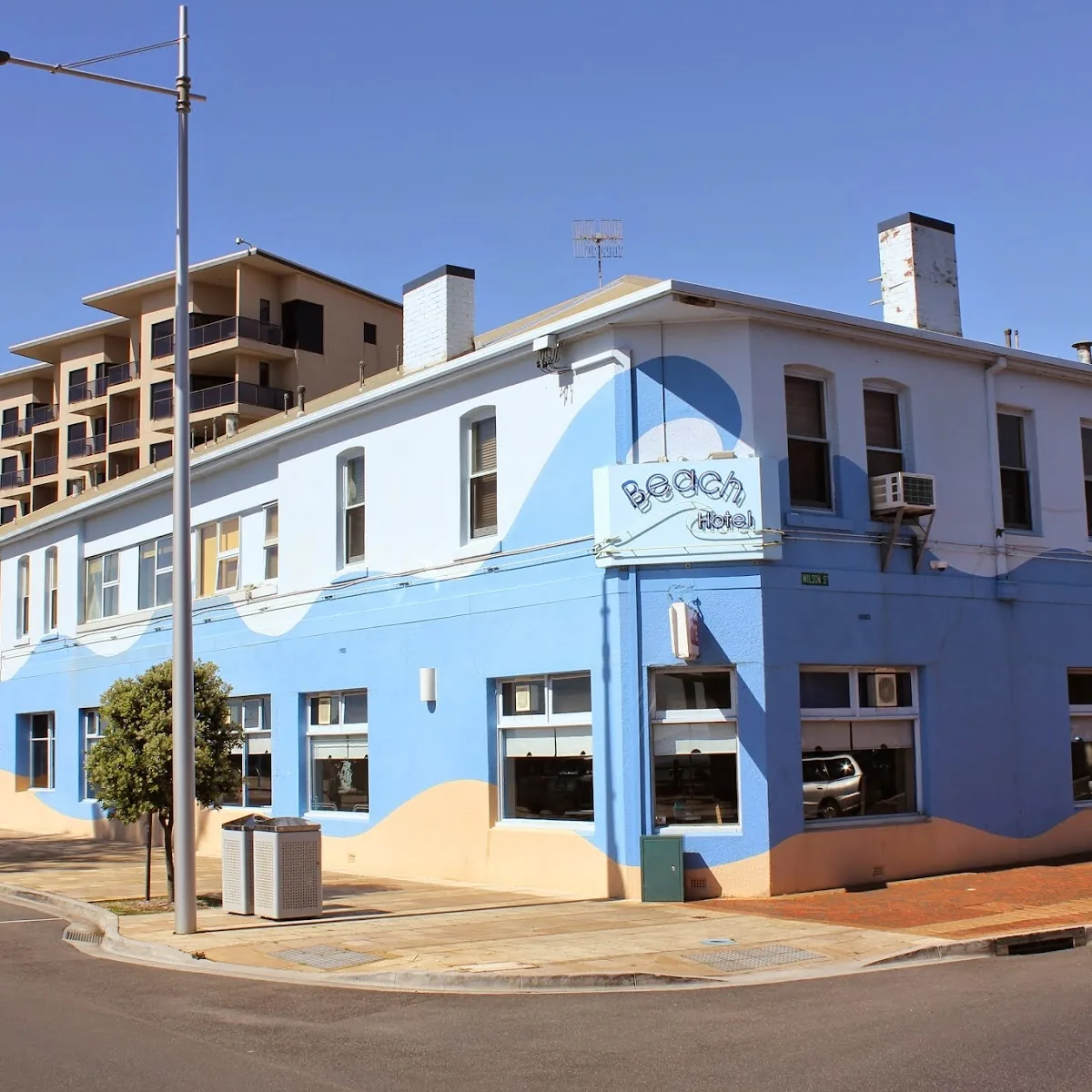 Beach Hotel Burnie — 1 Wilson St, Burnie TAS 7320, Australia