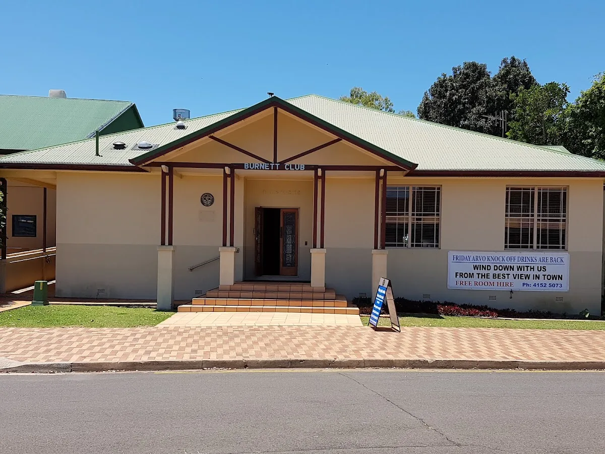 Burnett Club gallery 3