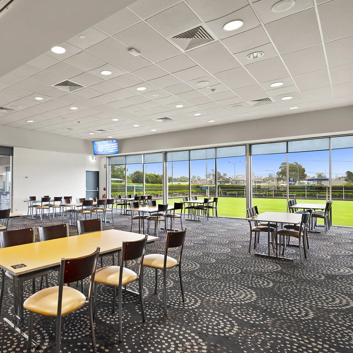 Kurri Kurri Bowling Club — Tarro St, Kurri Kurri NSW 2327, Australia