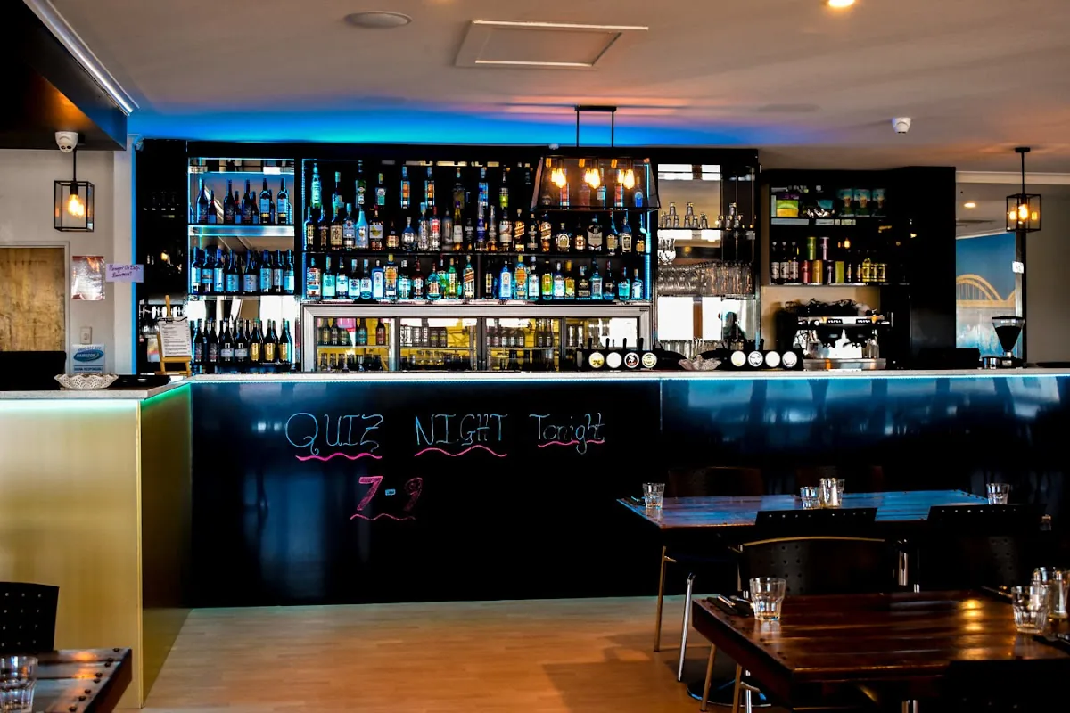 Hillcrest Haven Bar & Eatery gallery 2