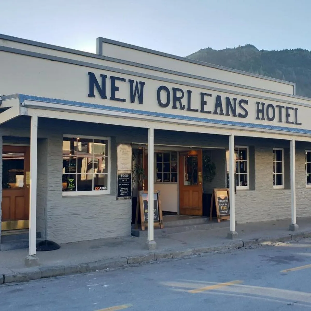 The New Orleans Hotel – Arrowtown — 27 Buckingham Street, Arrowtown 9302, New Zealand