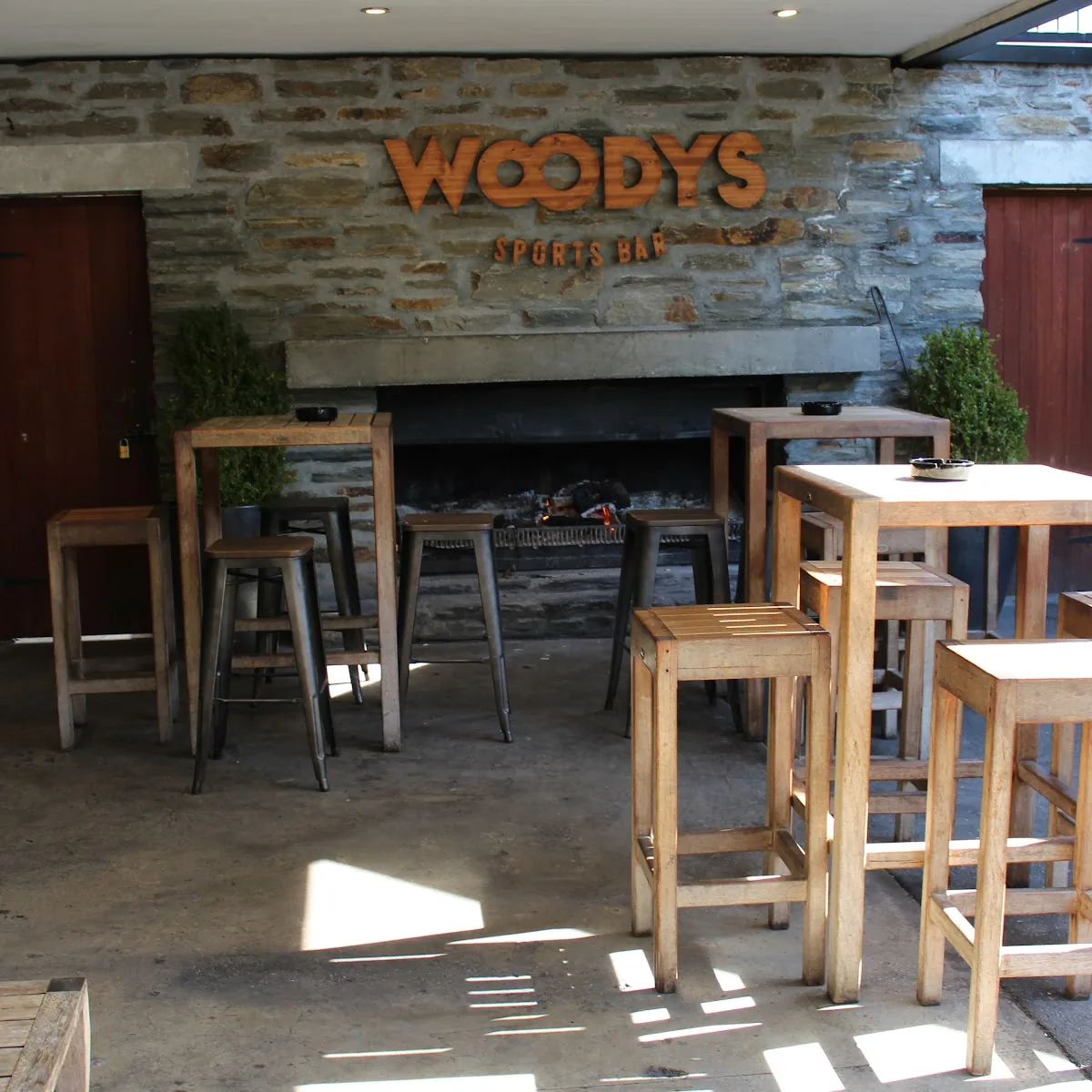 Woodys Sports Bar — 33 Ardmore Street, Wu0101naka 9305, New Zealand