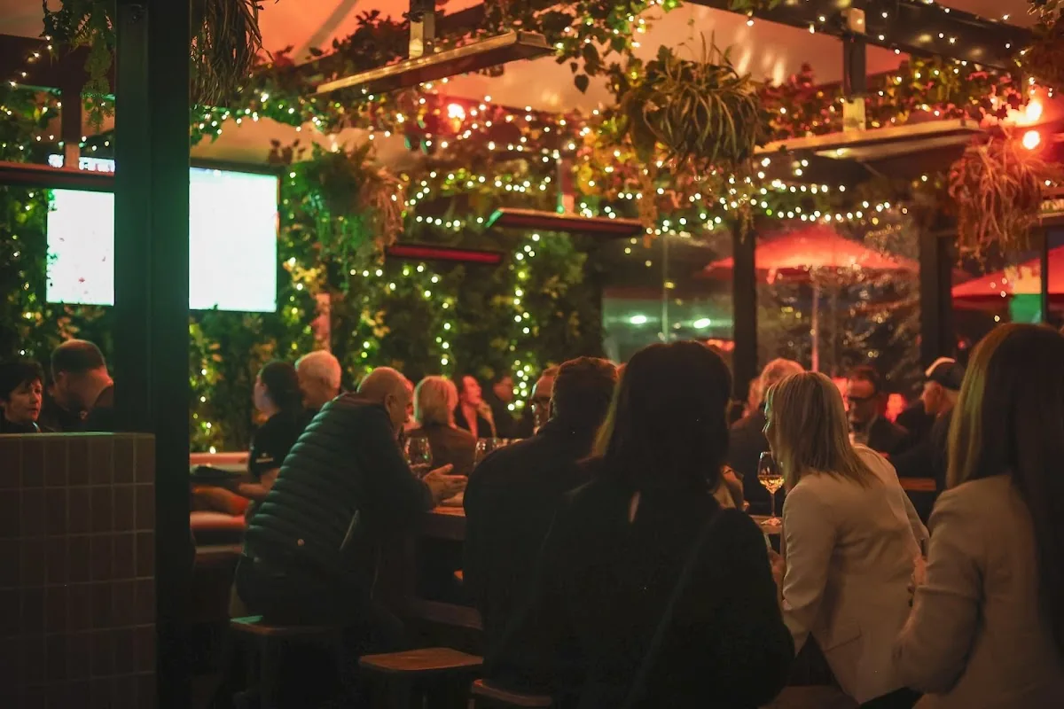 Aikmans Bar & Eatery gallery 2