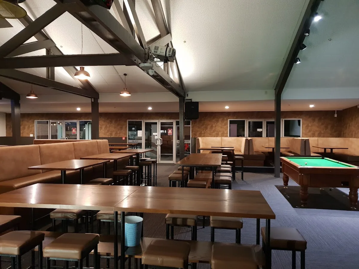 Tinwald Tavern Bar gallery 2