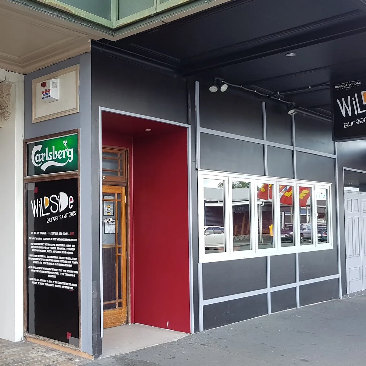 Triple Crown Sports Bar — 47 Vine Street, Whangu0101rei 0110, New Zealand