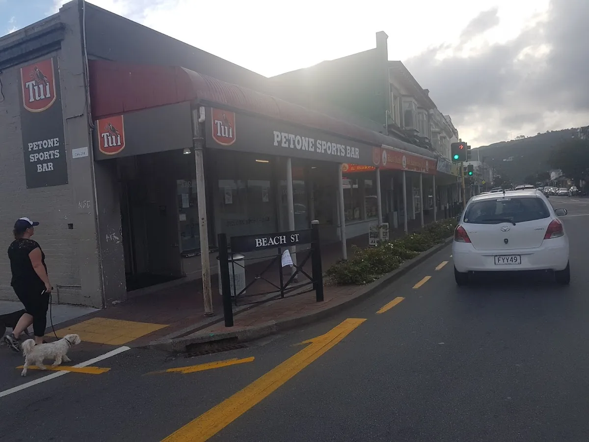 Petone Sports Bar gallery 2