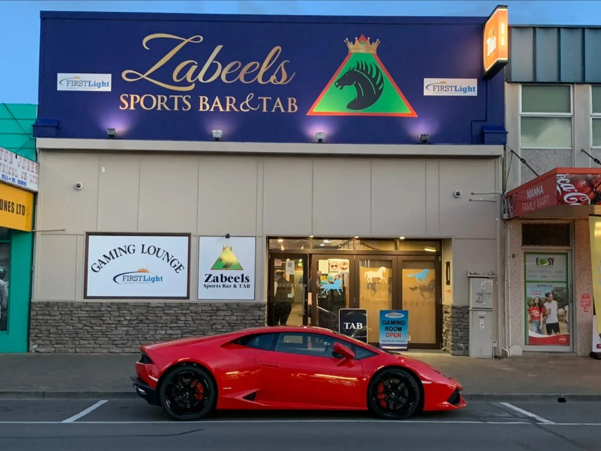 Zabeels Sports Bar & TAB gallery 2