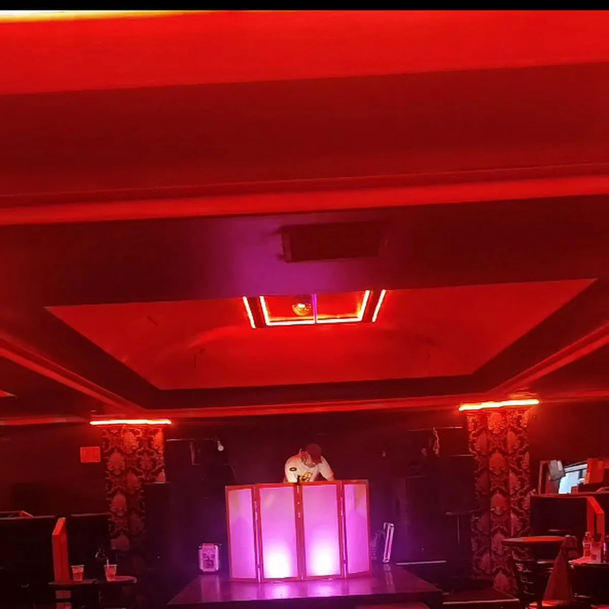 La Estación Cantina & Sport Bar — Esteban Cantú, Mexicali, B.C., México