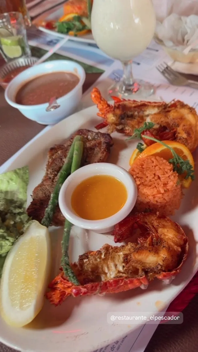El Pescador Restaurant gallery 2