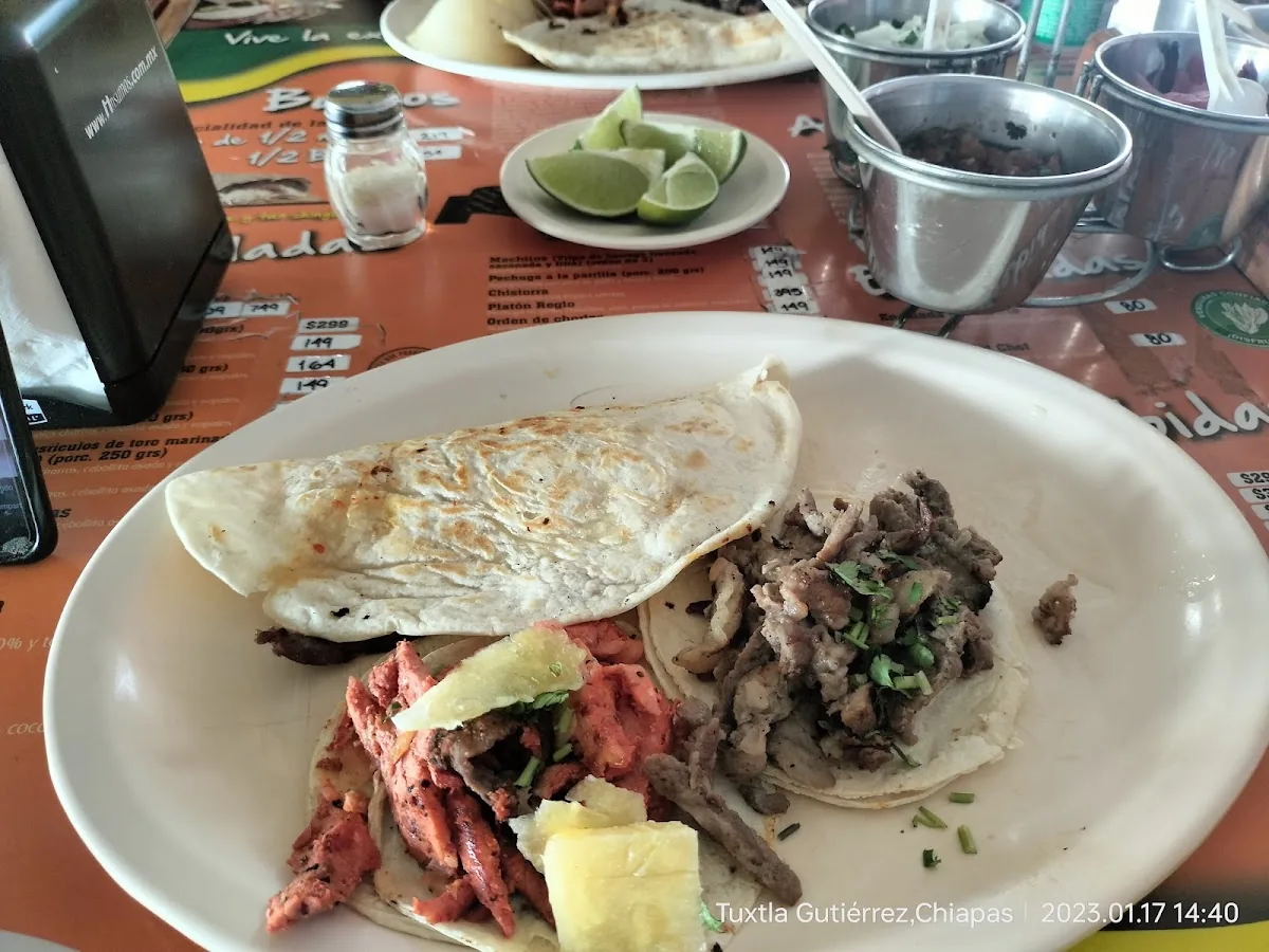 Abajeño — Central Nte. 75, Zona Sin Asignación de Nombre de Col 42, 29000 Tuxtla Gutiérrez, Chis., Mexico