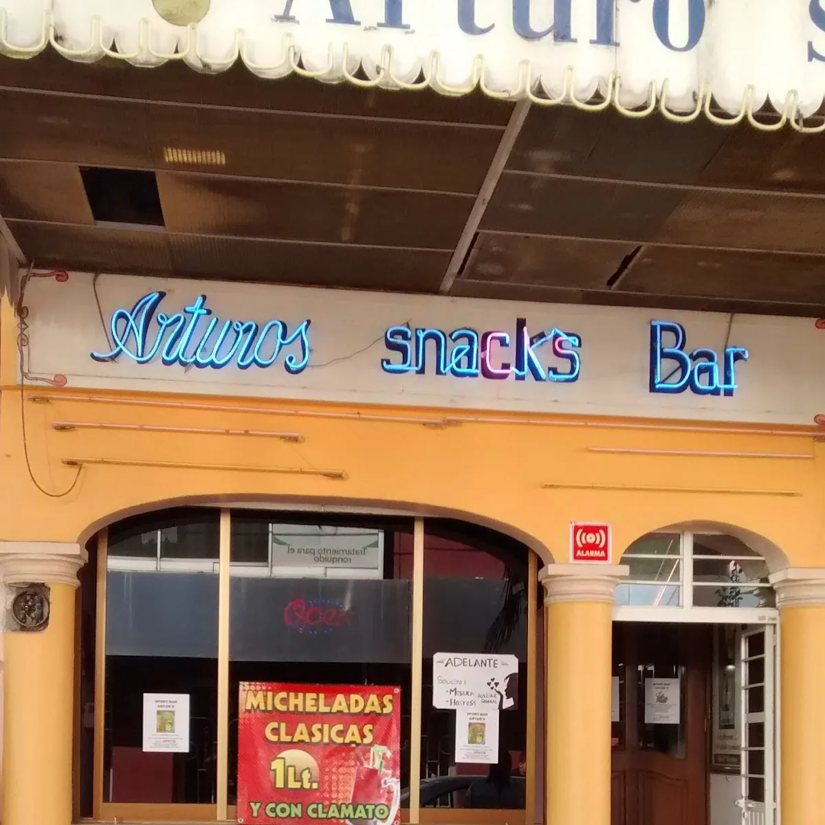 Arturo’s Sport Bar — Mitla 104, Col. Centro, 38000 Celaya, Gto., Mexico