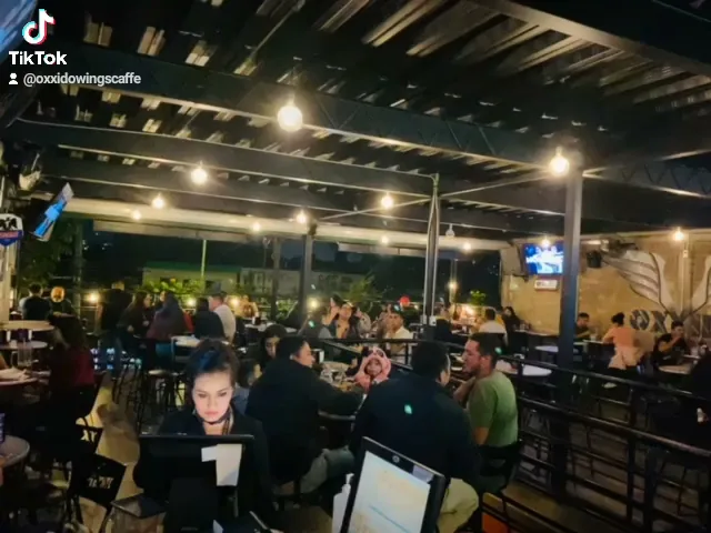 Oxxido Wings gallery 3