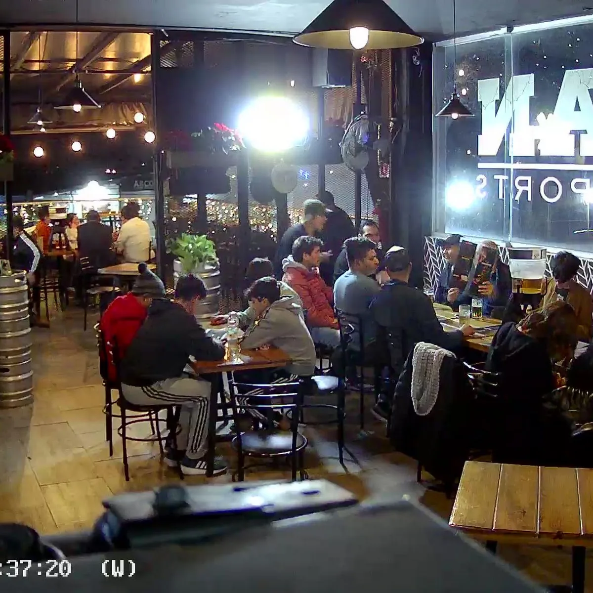 Wingman SANTA ANITA — Av. Camino Real a Colima 889-LOCAL 11, 45645 Santa Anita, Jal., Mexico