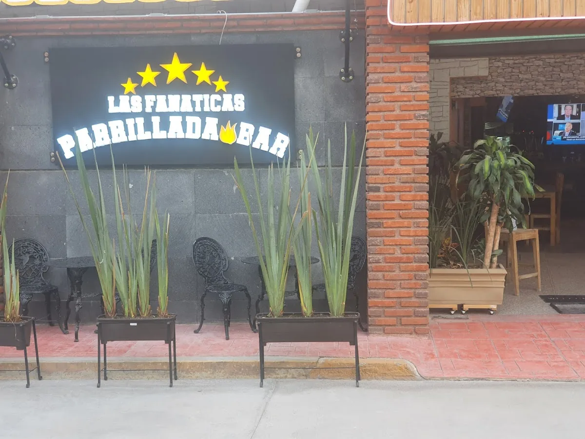 Las Fanaticas Parrillada Bar gallery 2