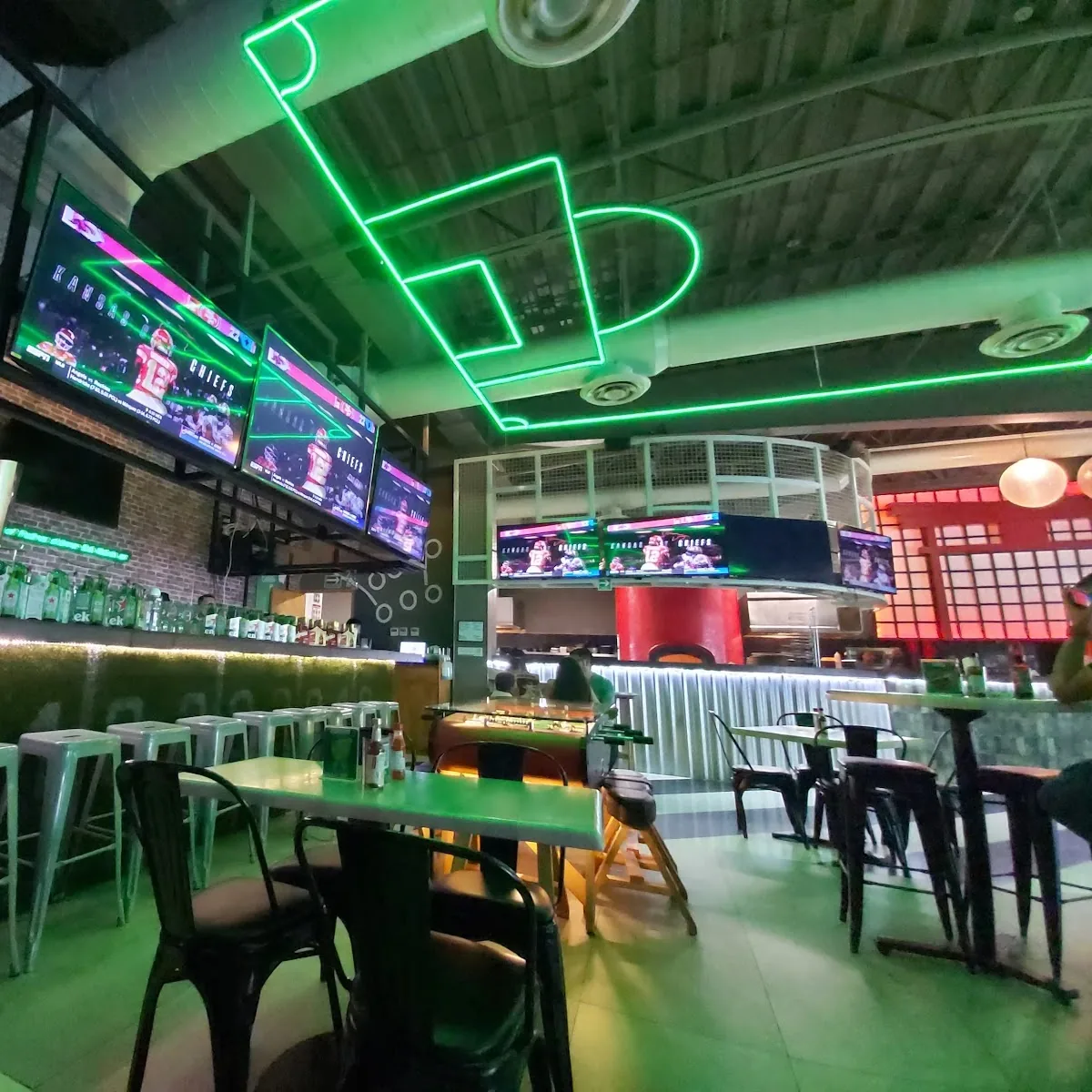 Coltons’s Arcadia — Plaza Arcadia, Av Eloy Cavazos 3301-Local 3 y 4, Camino Real, 67170 Guadalupe, N.L., Mexico