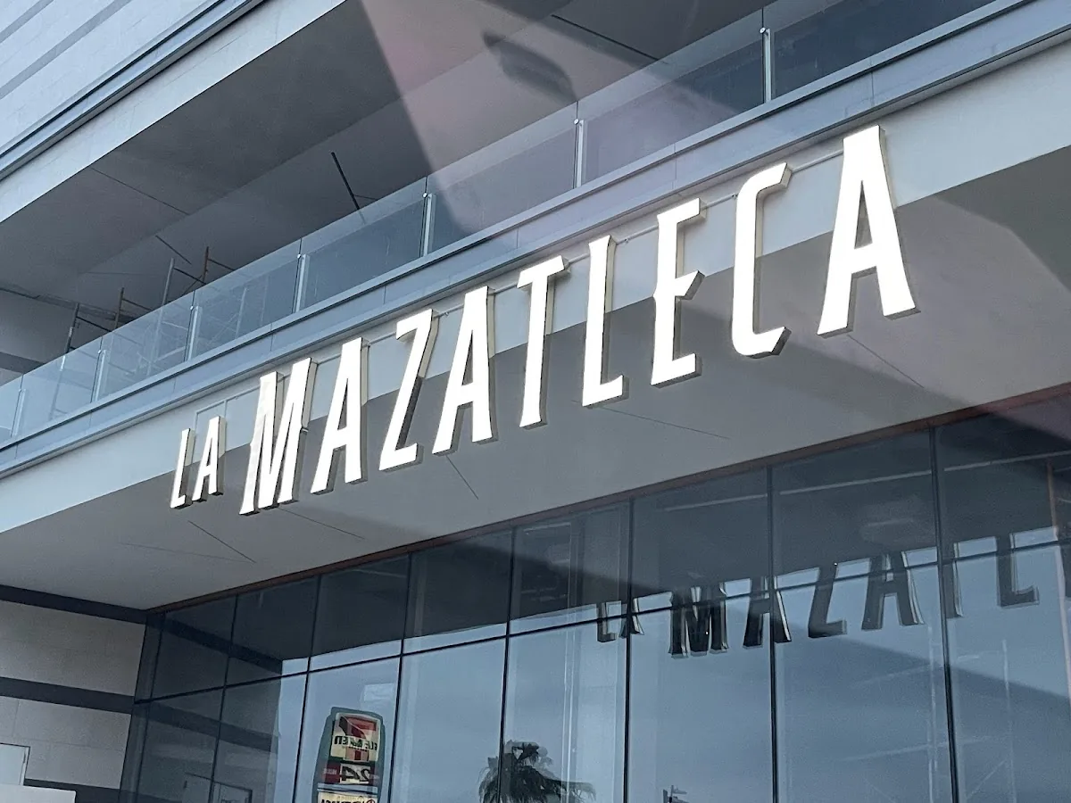 LA MAZATLECA gallery 2
